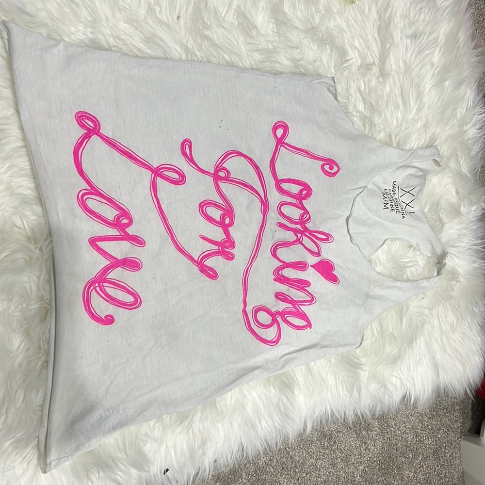 Medium Tank Top - Looking For Love